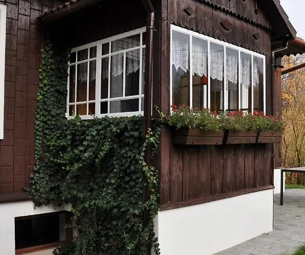 Dom Pod Lasem 44 Klecza Gorna