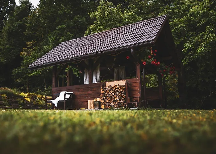 Dom Pod Lasem 44 בית נופש *